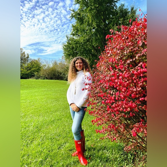 Meet your Posher, Eliana - Picture 12 of 14